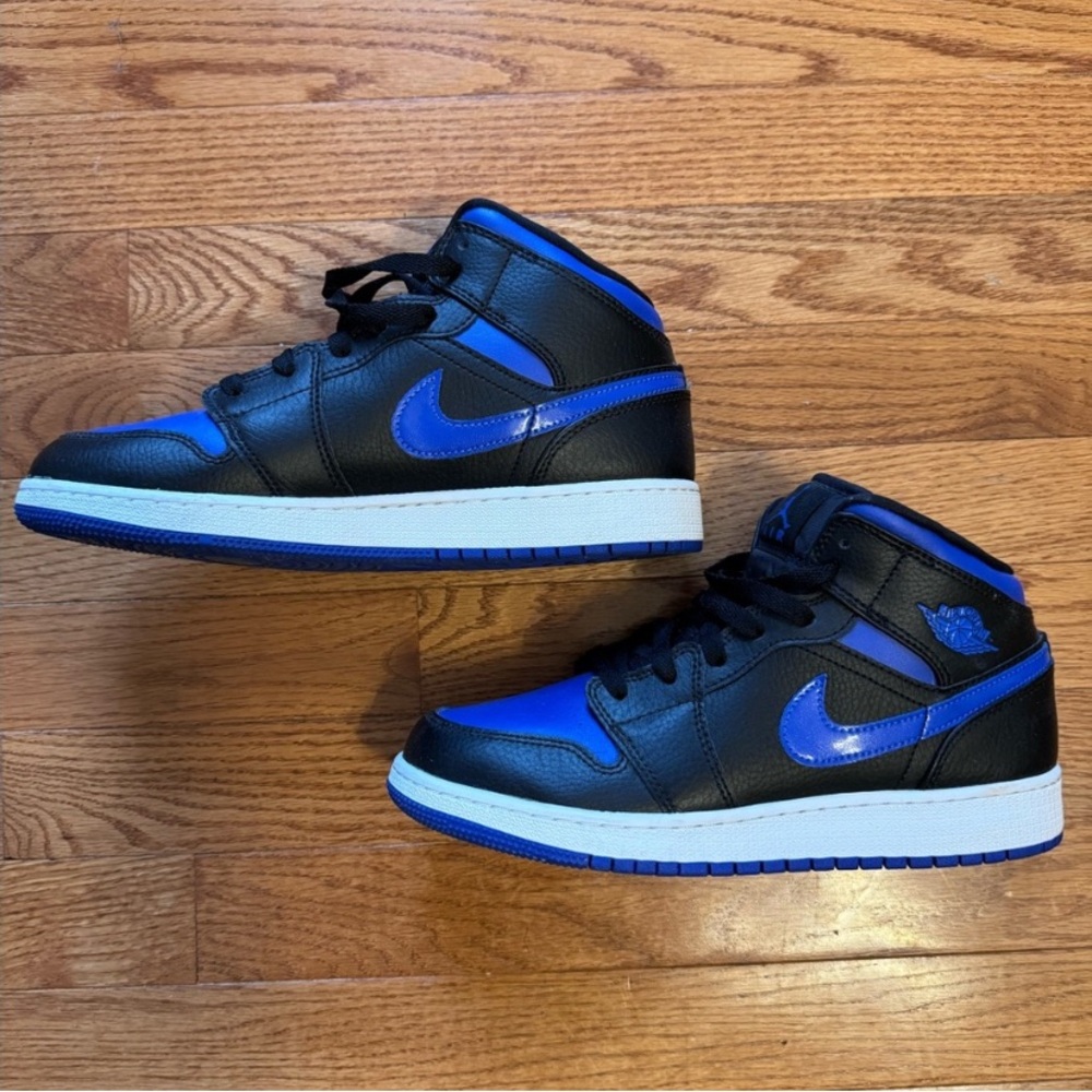 NIKE Air Jordan Sneakers